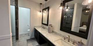 Spacious 2 Bed 2.5 Bath in the heart of Indian Creek Gallery 14