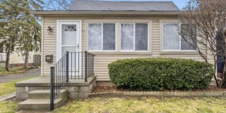 2040 Austin Ave. Gallery 1