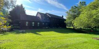 Rare North Potomac Estate With Pool! Gallery 1