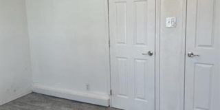 Minutes to U of A Duplex Gallery 4