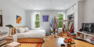 2049 E SUSQUEHANNA Avenue Gallery 1