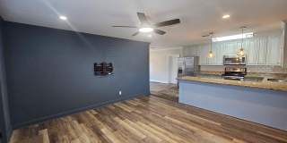 106 N Macarthur Avenue Gallery 4
