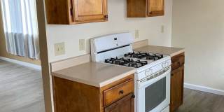 3 BED 2 BATH IN SHASTA LAKE Gallery 1