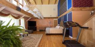 608 CHARLES AVE Gallery 29