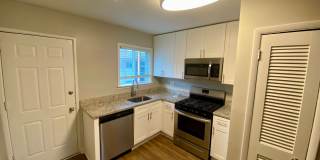 Oak Pointe Gallery 14