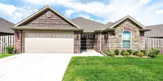 4488 W Wales Drive, Fayetteville, AR 72704 Gallery 1