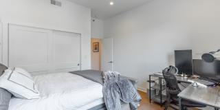 411 Fairpoint Street Gallery 31