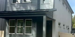 Gorgeous New Build in Boise’s East End – Easy Access to St. Lukes!! Gallery 1