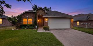 Updated 3 Bed Home in Spring Meadows | 1,650+ Sq Ft | Fate Location in Royse City ISD Gallery 1