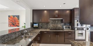 2442 Fisher Island Dr Gallery 11