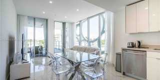 8425 Crespi Boulevard Gallery 2