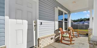 MOVE IN READY!-$500 OFF THE FIRST MONTHS RENT!-MOVE IN SPECIAL-BONUS ROOM!! Gallery 4