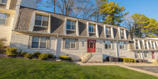 Westside Court Gallery 1