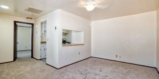 1005 North Center Avenue - Unit A Gallery 3