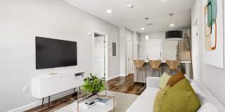 Onyx Gallery 16
