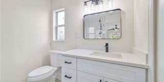 1608 Henry Avenue Gallery 14
