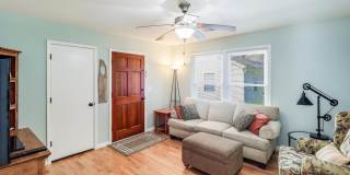 1728 Pinckney Park Drive unit: B Gallery 1