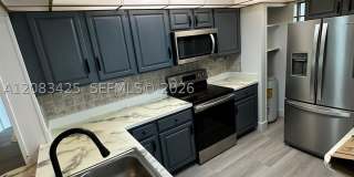 8001 Fairview Dr Gallery 1