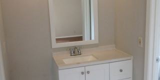 East Austin 4BR Gem on Cul-de-Sac w/ Spacious Lot & Updates Gallery 13