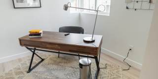 4827 Riverton Ave Gallery 33