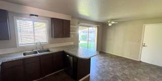 Single Level 3 Bedroom Home. Gallery 5