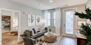 Foster on the Park Apartments Gallery 8