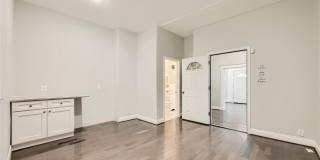 204 E 25TH Street Gallery 11