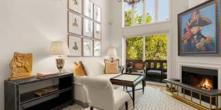 125 N LEE Street Gallery 1
