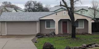 3 Bedroom 3 Bathroom House in Cottonwood Gallery 1