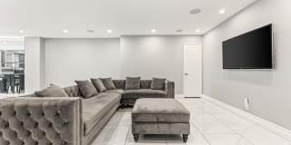 10747 Wilshire Blvd Gallery 7