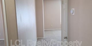 1261 Reinhart St Gallery 37