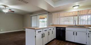 3523 W DETROIT Street Gallery 1