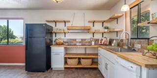 Charming Rustic Condo Gallery 4