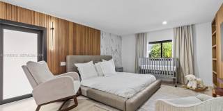 116 W 1st Ct Gallery 39