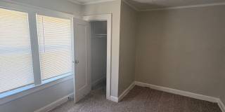 RENT SPECIAL- Free 65" TV At Move In- Spacious 3 Bed, 2 Bath Home in Prime Kansas City Location Near Plaza & Brookside RENT SPECIAL- Free 65" TV At Move In- Spacious 3 Bed, 2 Bath Home in Prime Kansas City Location Near Plaza & Brookside Gallery 7