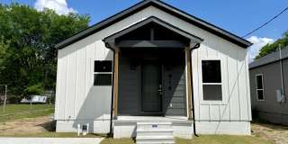 914 F Street Southwest Gallery 1