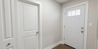 4004 North Bell Avenue Gallery 4