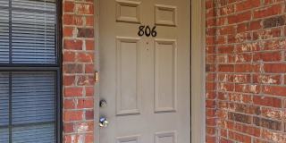 804 Redwood Gallery 1