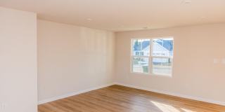 4 Bedroom Home in Waynesboro Gallery 3