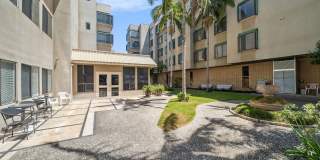 Park Glenview Apartments- Boutique Senior Living Gallery 35