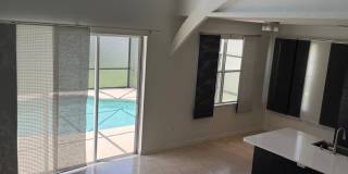 5 bedroom, 3.5 bath Pool Home Gallery 5