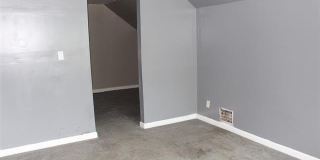 15837 Fielding Street Gallery 10