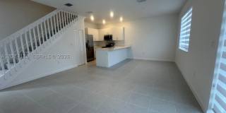 705 SE 13th St Cir Gallery 14