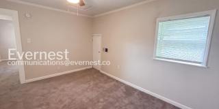 2044 Saulsbury Place Gallery 26