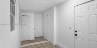 27 NE 60th Ter Gallery 13