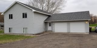 609 Summit Drive - B Gallery 1