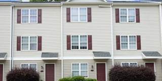 18 Red Lane, 4 Bedroom Town Home AVAILABLE NOW! 18 Red Lane, 4 Bedroom Town Home AVAILABLE NOW! Gallery 1