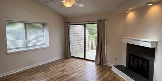 215 Saint Luke Court Gallery 4