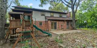 4 Bedroom Home with Bonus Space, 2 Car Garage & Large Yard Gallery 28