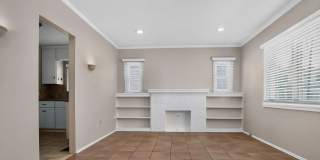 2444 Curlew St Gallery 3
